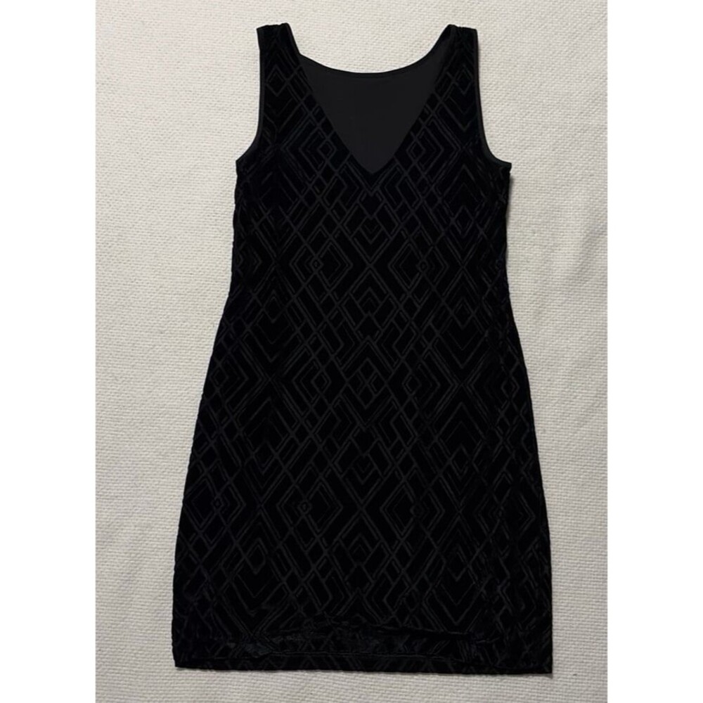 White House Black Market Women’s S Black Velvet Geometric Sleeveless Dress